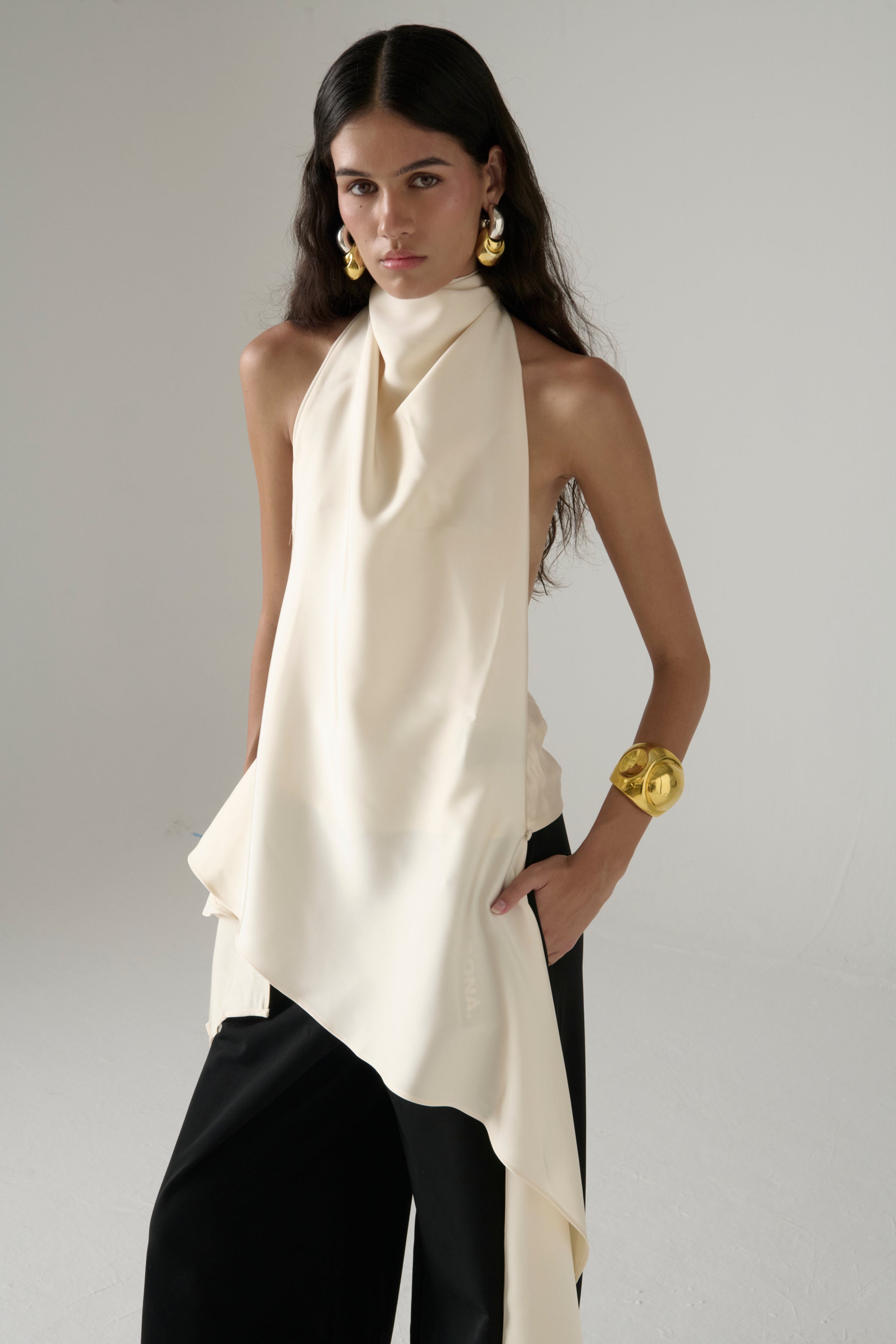 LA JOYITA BLOUSE.