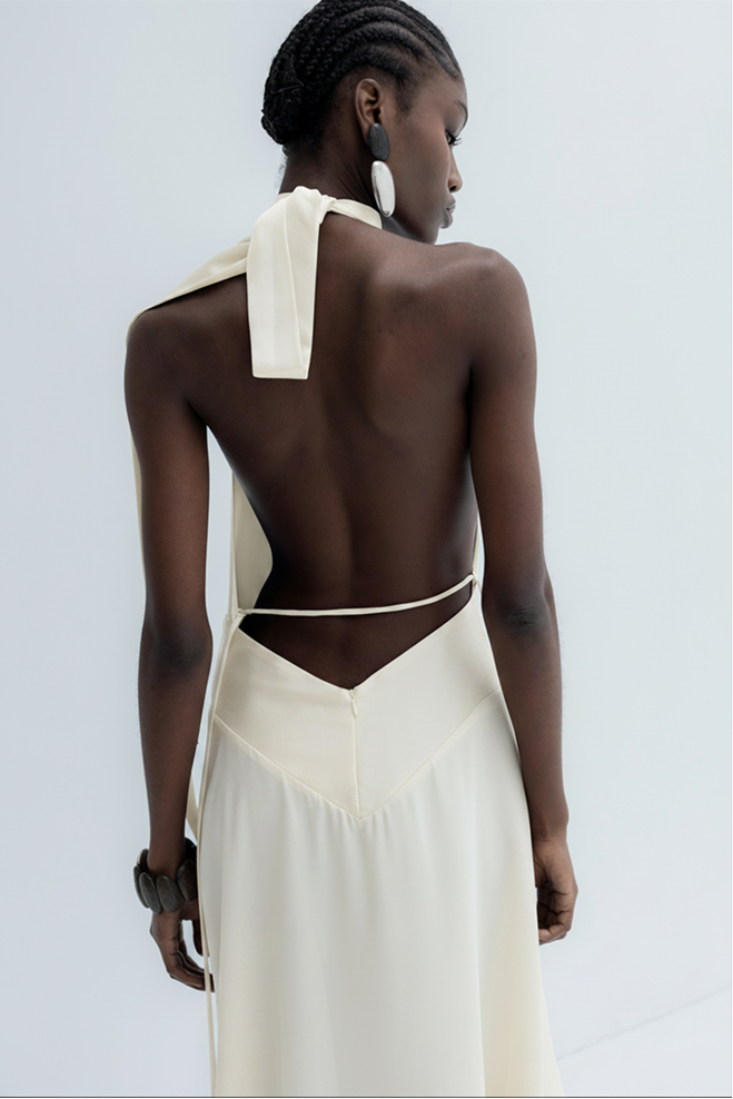 LA EMPERIFOLLÁ DRESS.