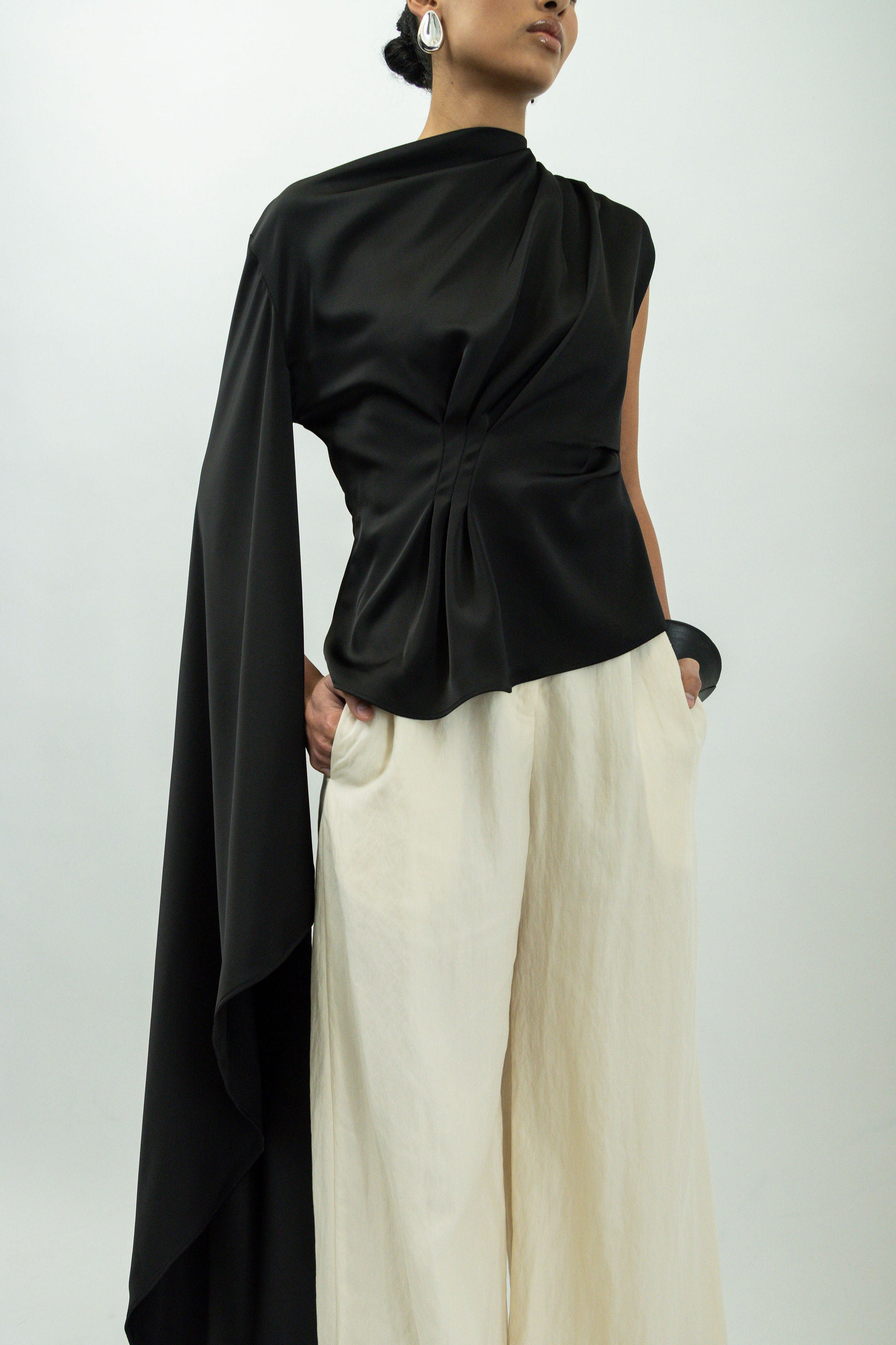 LA PACHANGUERA BLOUSE.