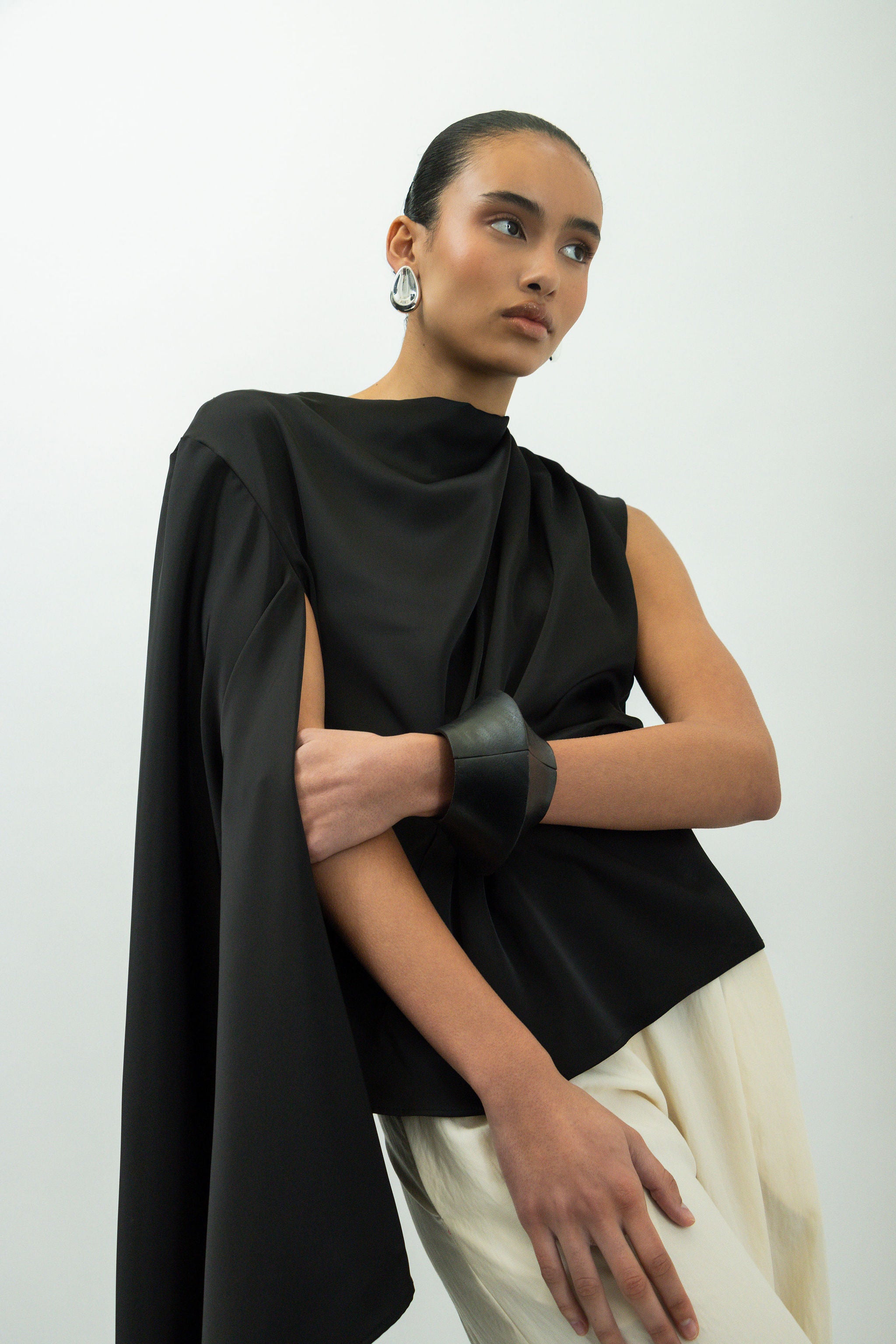 LA PACHANGUERA BLOUSE.