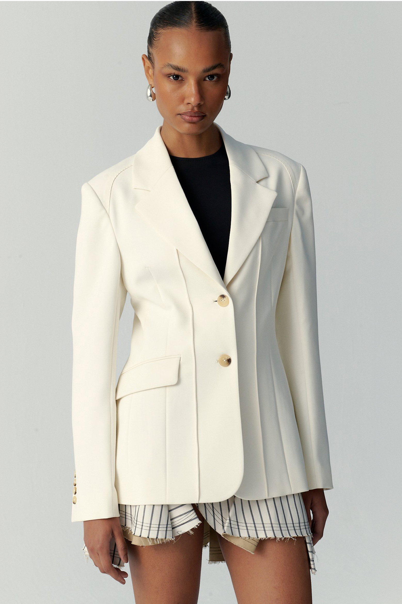 LA EJECUTIVA BLAZER.