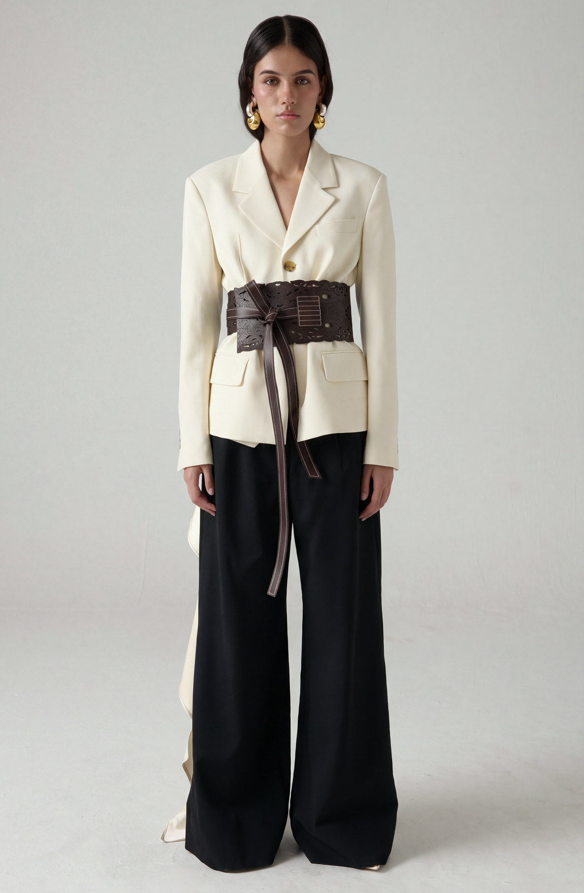 LA SEÑORA BLAZER.