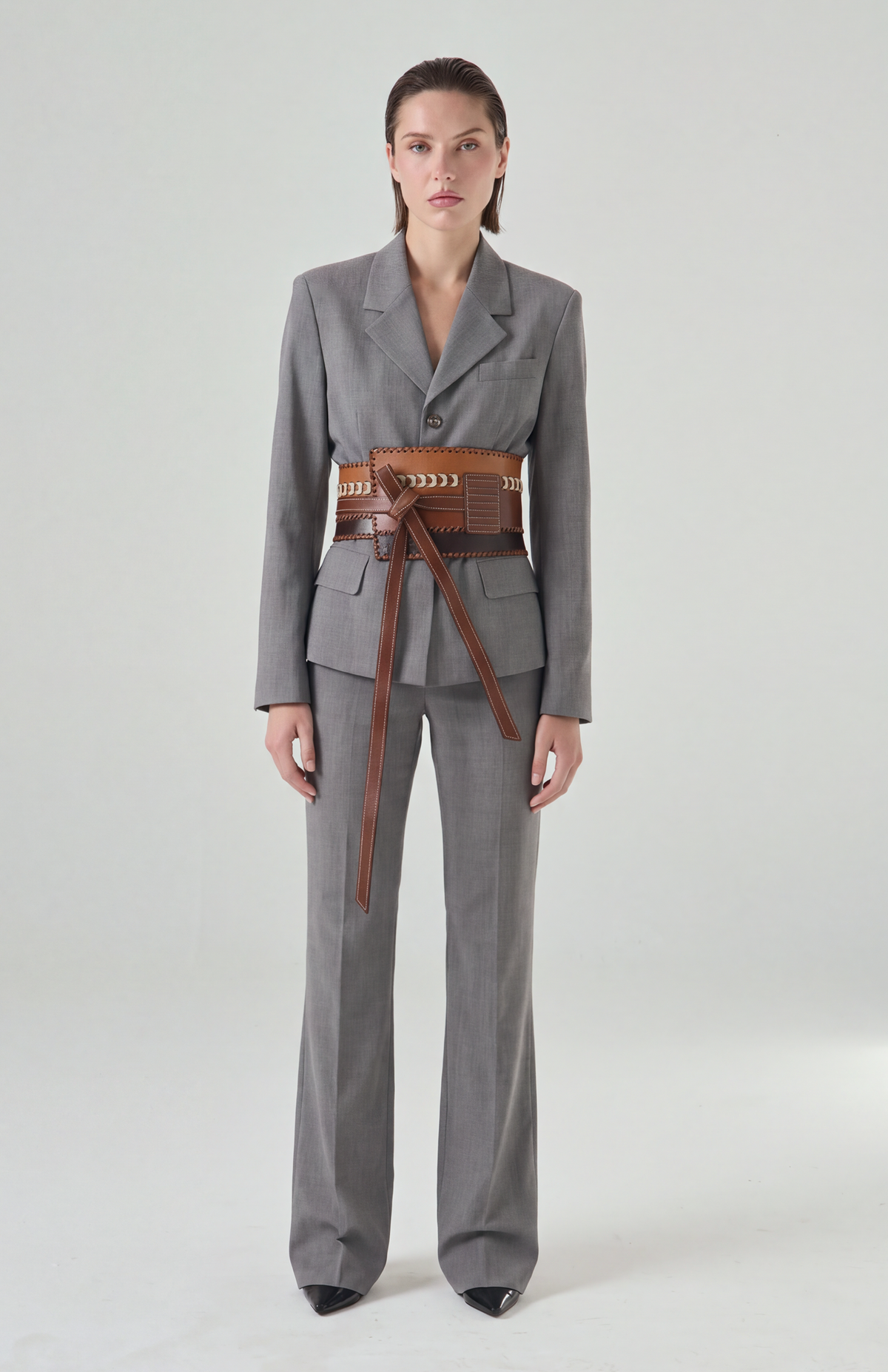 LA SEÑORA BLAZER.